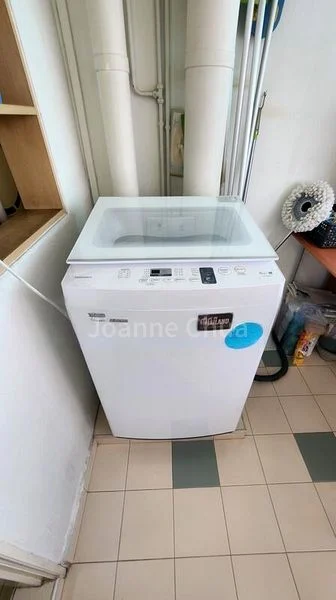 Room (HDB) for Rent in  768 Pasir Ris Street 71 - Image 1