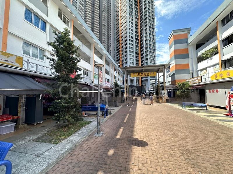 Shop / Shophouse for Sale: Clementi Central HDB Shophouse For Sale - Image 3