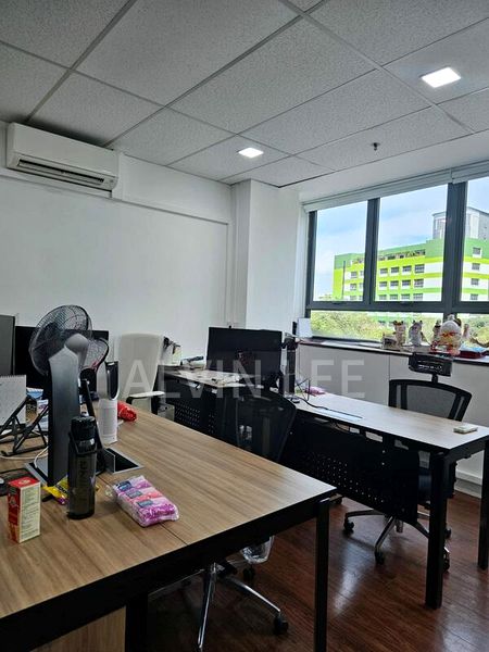 Light Industrial (B1) for Rent: Trivex - Image 14