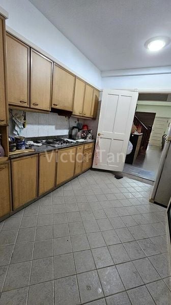 Master Room (Landed) for Rent in  Springside Drive - Image 6