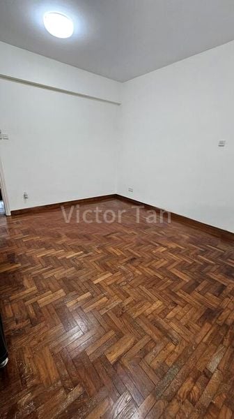 Master Room (Landed) for Rent in  Springside Drive - Image 4