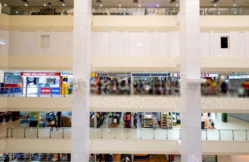 Shop / Shophouse for Sale: Lucky Plaza - Image 2