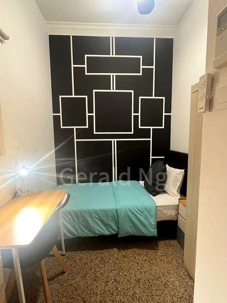 Common Room (Condo) for Rent in  Dover Parkview - Image 6