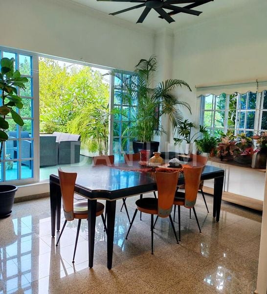 6 Bed Bungalow (Landed) for Sale in  Braddell Heights Estate - Image 9