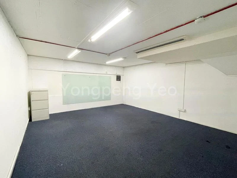 Factory / Workshop (B2) for Rent: City Warehouse - Image 1