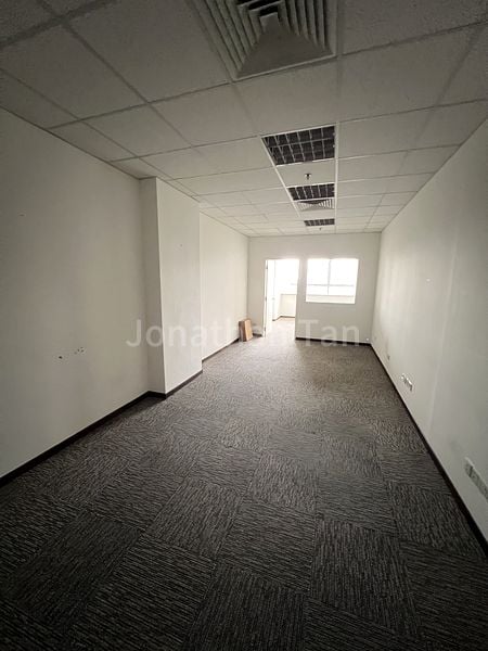 Light Industrial (B1) for Sale in  Cendex Centre - Image 2