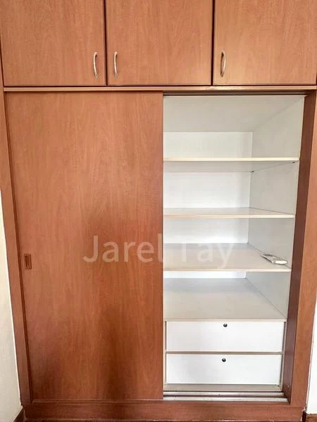 Room (HDB) for Rent in  952 Hougang Avenue 9 - Image 2