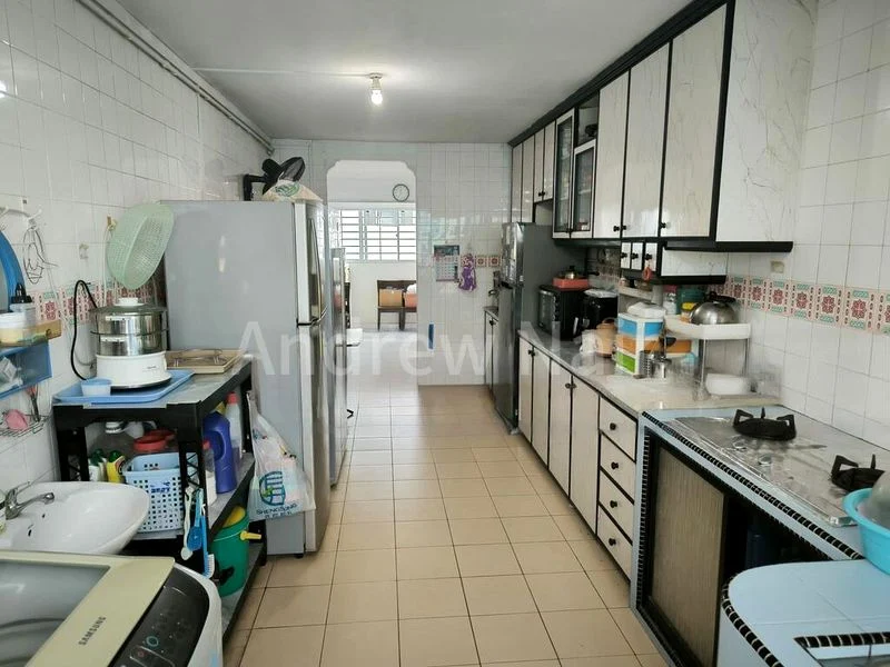 5 Room (5I) HDB for Sale in 175 Woodlands Street 13 - Image 6