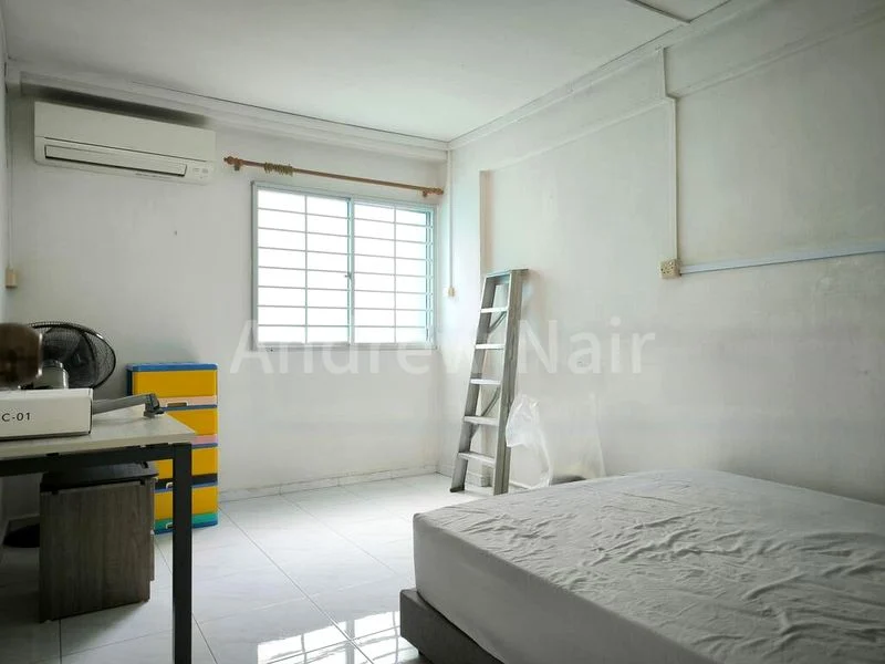 5 Room (5I) HDB for Sale in 175 Woodlands Street 13 - Image 5