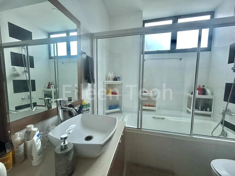 4 Bed Condo for Sale in Leonie Gardens - Image 4