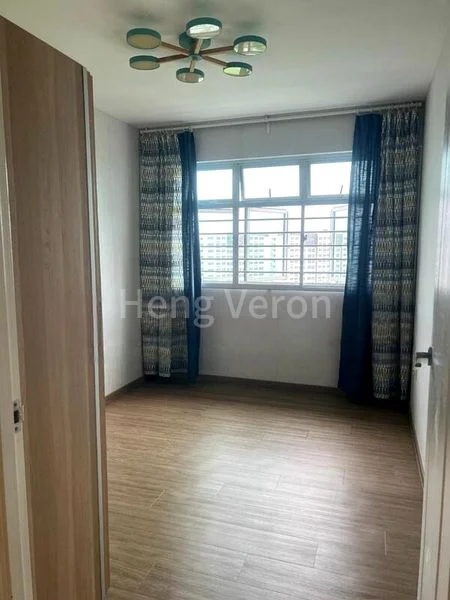 5 Room (5A) HDB for Rent in  502C Yishun Street 51 - Image 2