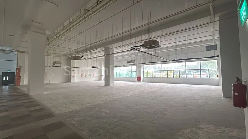 Light Industrial (B1) for Rent in  Zhaolim Building - Image 4