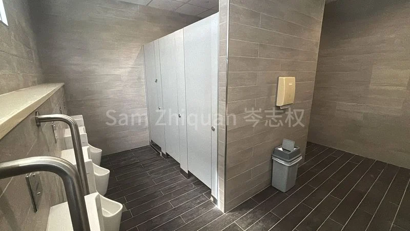 Light Industrial (B1) for Rent in  Zhaolim Building - Image 2