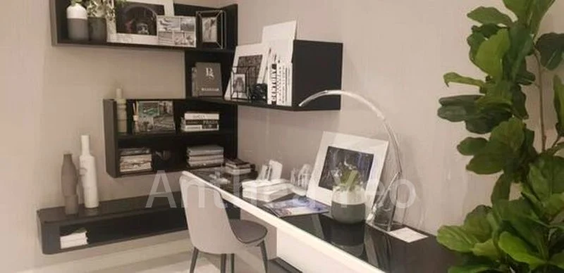 3 Bed Condo for Sale in  Guoco Tower - Image 2