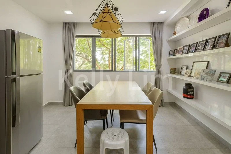 Maisonette HDB for Sale in  562 Hougang Street 51 - Image 3