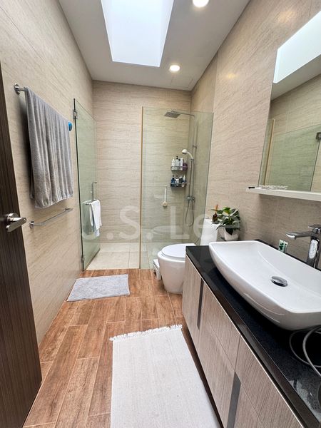 5+1 Bed Terraced House (Landed) for Sale in  Seletar Hills Estate - Image 14