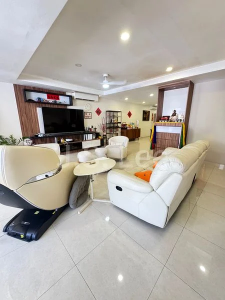5+1 Bed Terraced House (Landed) for Sale in  Seletar Hills Estate - Image 2