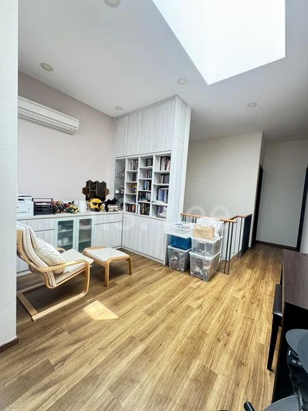 5+1 Bed Terraced House (Landed) for Sale in  Seletar Hills Estate - Image 12
