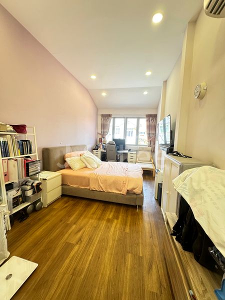 5+1 Bed Terraced House (Landed) for Sale in  Seletar Hills Estate - Image 13