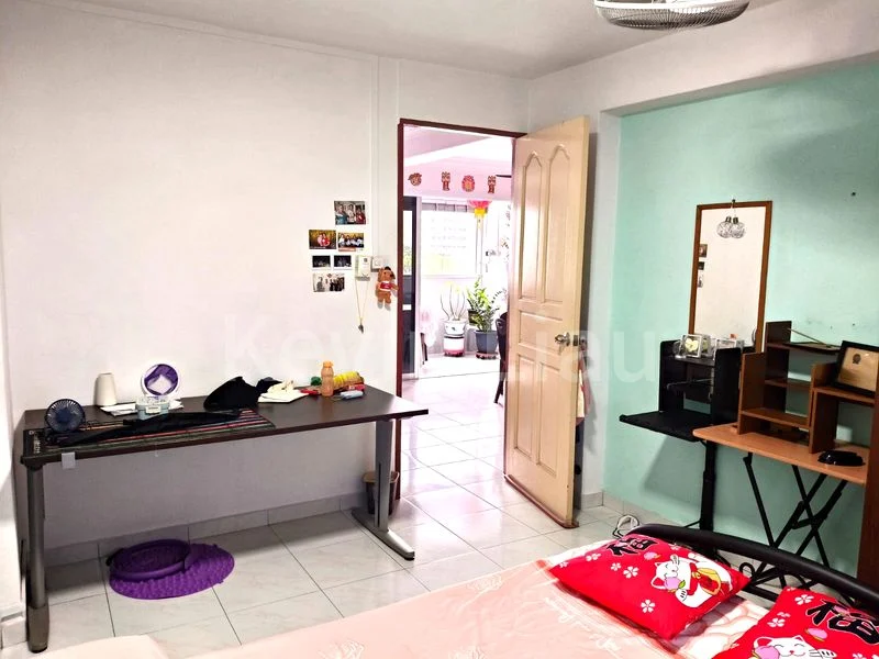 Common Room (HDB) for Rent in  175 Woodlands Street 13 - Image 3