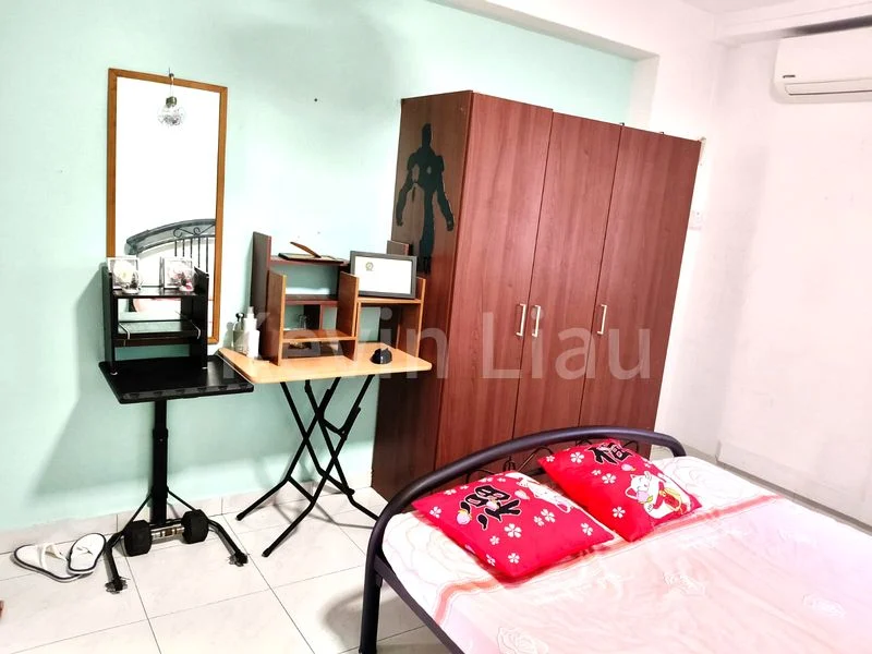 Common Room (HDB) for Rent in  175 Woodlands Street 13 - Image 2