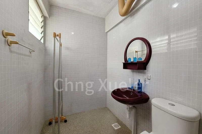 4 Room (4A) HDB for Sale in  680 Hougang Avenue 8 - Image 4