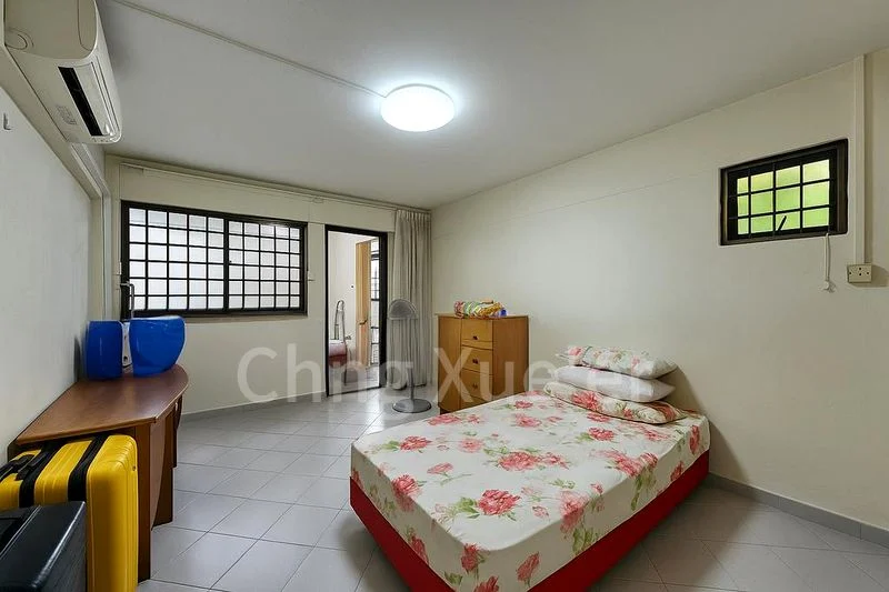 4 Room (4A) HDB for Sale in  680 Hougang Avenue 8 - Image 3