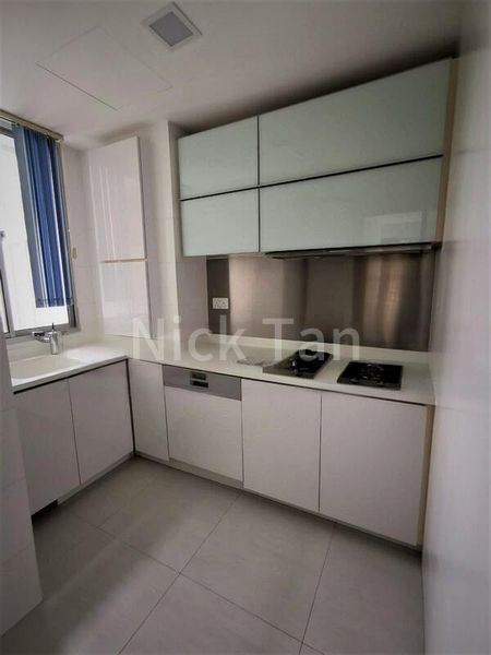2 Bed Apartment (Condo) for Rent in  Cairnhill Residences - Image 9