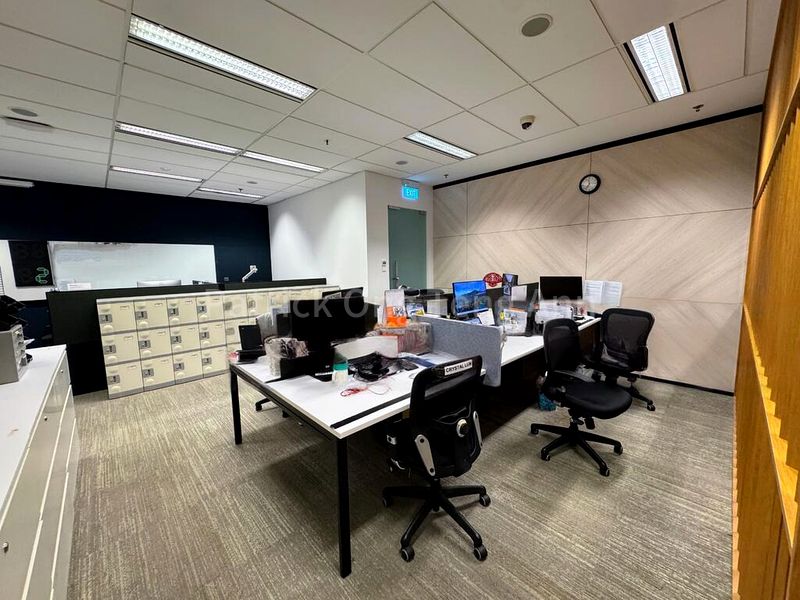 Office for Rent: Guoco Tower - Image 3