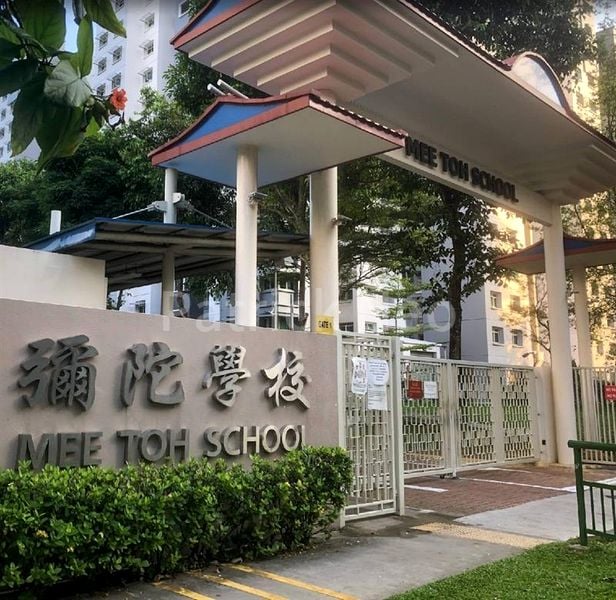 5 Room (5I) HDB for Sale in  184B Rivervale Crescent - Image 1