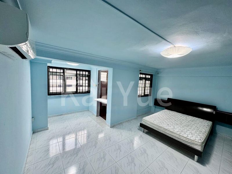 Executive HDB for Sale in  22 Dover Crescent - Image 7