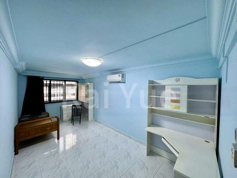 Executive HDB for Sale in  22 Dover Crescent - Image 5