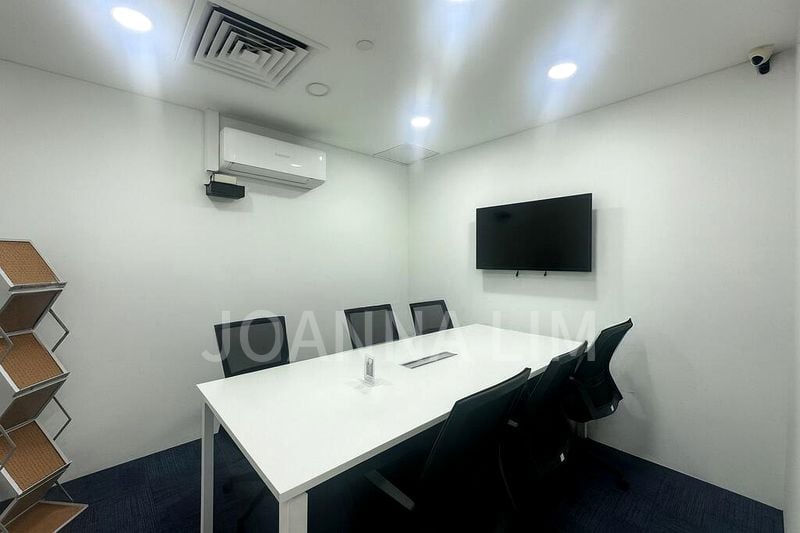 Office for Sale: International Plaza - Image 6