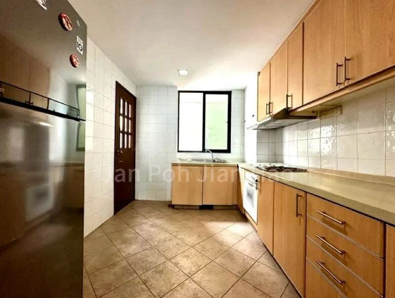 3 Bed Condo for Rent in  Pinevale - Image 7