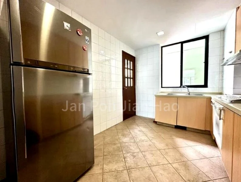 3 Bed Condo for Rent in  Pinevale - Image 6