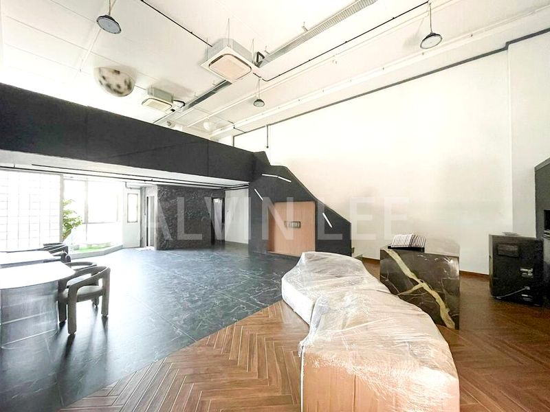 Tag.A Light Industrial (B1) for Sale: 3,000 Sq Ft Unit, on 0.5 Acre Site, at 123 Main Street, in The Foundry Complex. - Image 8