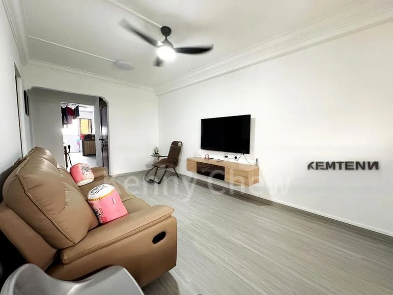 Room (HDB) for Rent in  102 Gangsa Road - Image 3