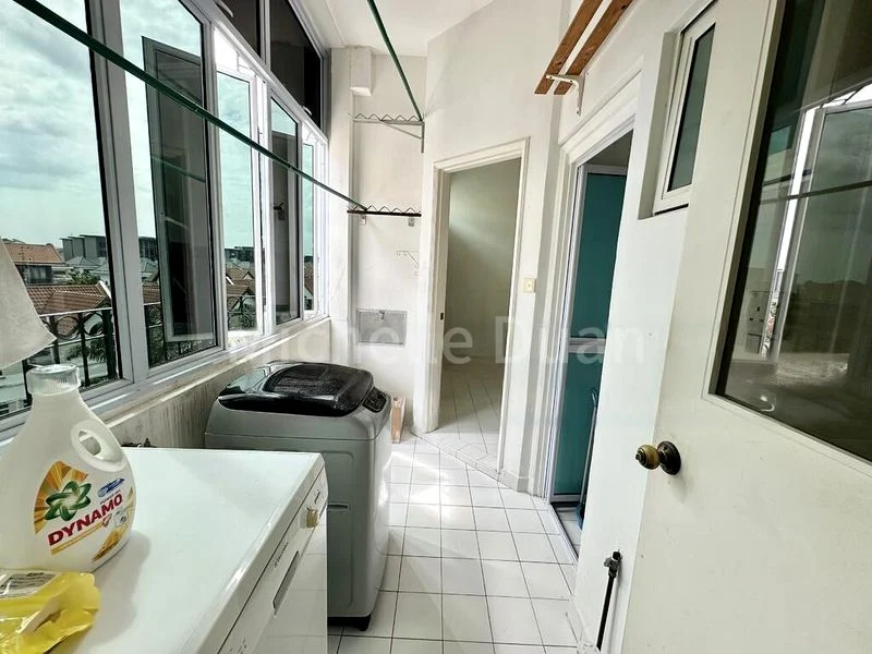 3 Bed Condo for Rent in  Estella Gardens - Image 7