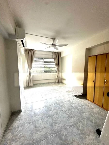 Common Room (HDB) for Rent in  701 Jurong West Street 71 - Image 1
