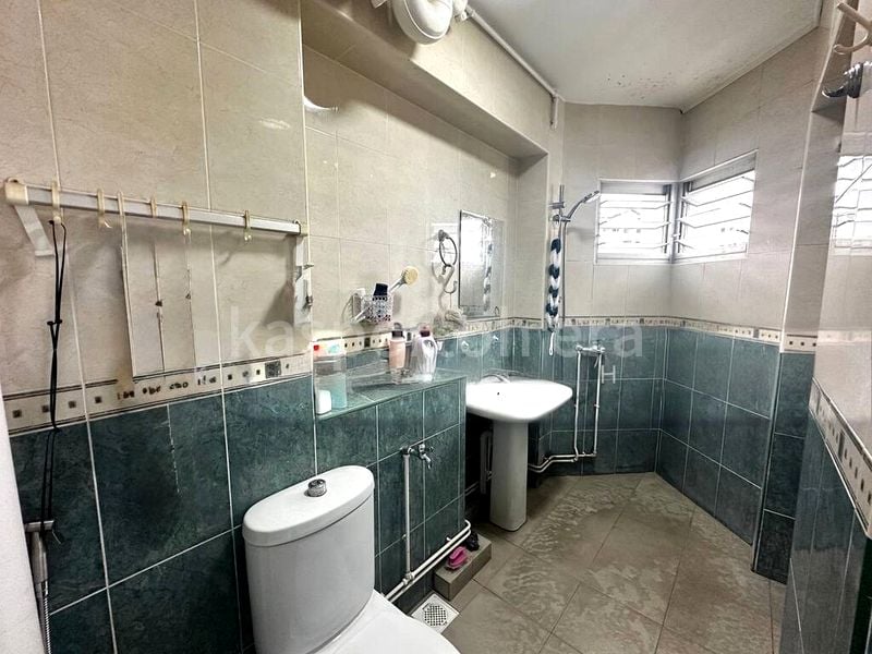 Common Room (HDB) for Rent in  701 Jurong West Street 71 - Image 4