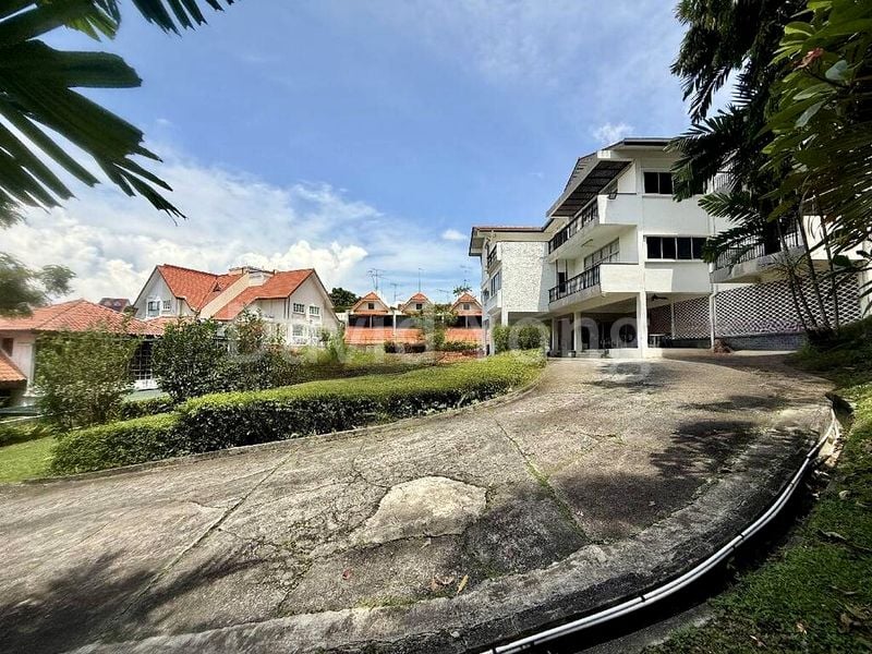 5 Bed Bungalow (Landed) for Sale in  Opera Estate - Image 2