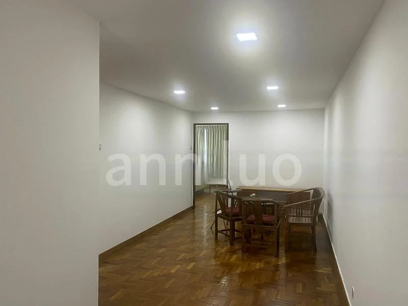 2 Bed Condo for Rent in  Cascadale - Image 1