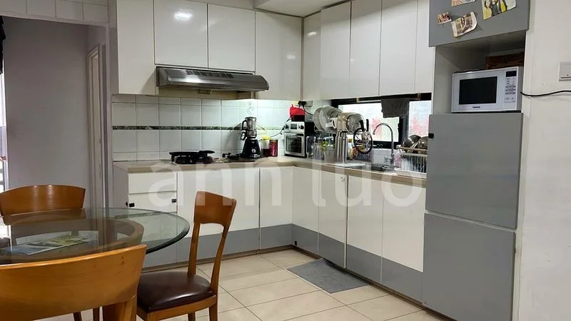 2 Bed Condo for Rent in  Cascadale - Image 7