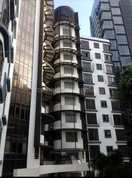 4 Bed Apartment (Condo) for Rent in  Manhattan Mansions - Image 2