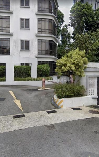 4 Bed Apartment (Condo) for Rent in  Manhattan Mansions - Image 3