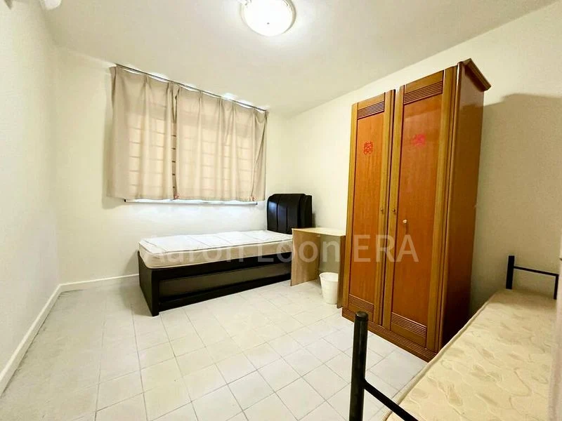 4 Room (4S) HDB for Rent in  516 Hougang Avenue 10 - Image 6