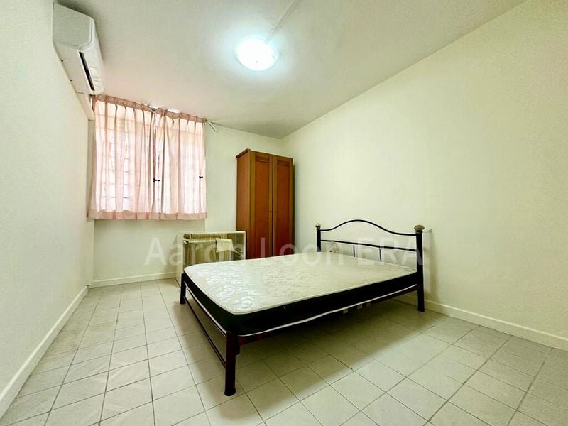 4 Room (4S) HDB for Rent in  516 Hougang Avenue 10 - Image 7
