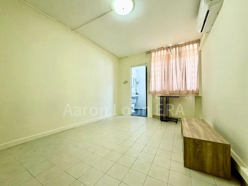 4 Room (4S) HDB for Rent in  516 Hougang Avenue 10 - Image 5