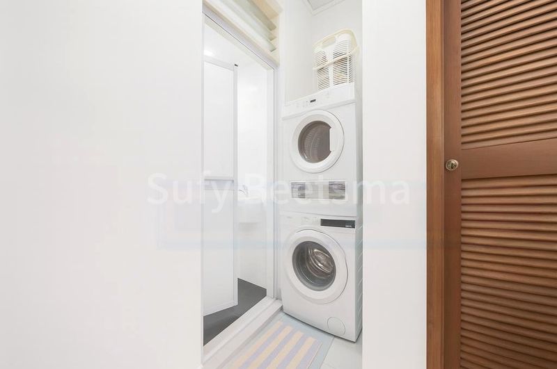 4 Bed Condo for Sale in  The Bayshore - Image 4