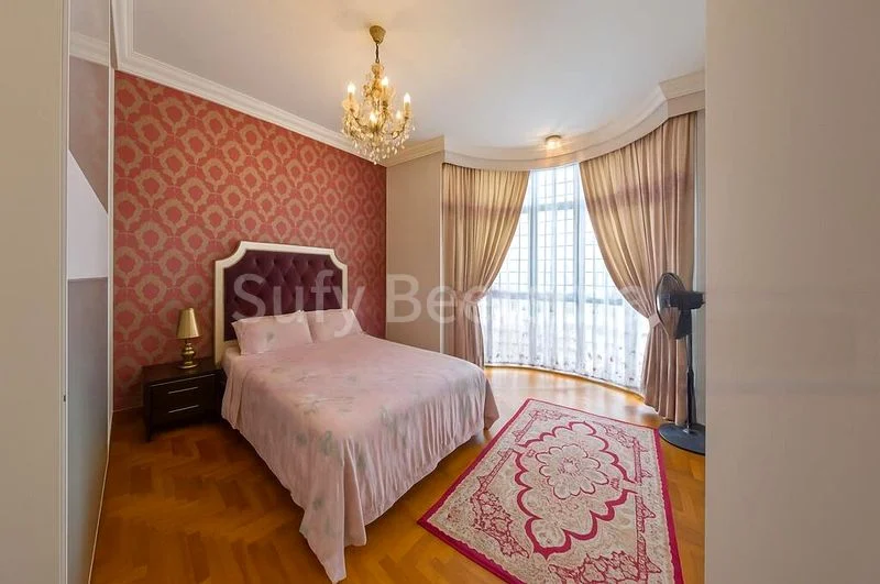 4 Bed Condo for Sale in  The Bayshore - Image 8